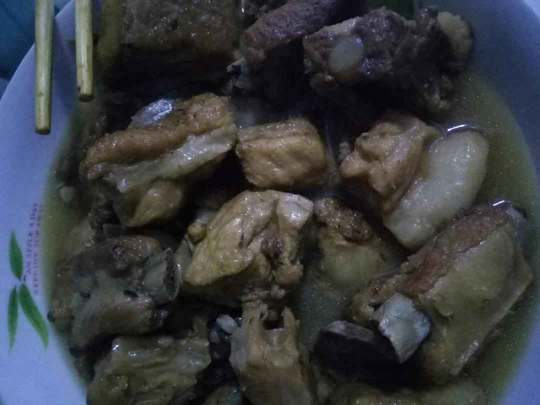 啤酒烧排骨（好吃到吼吼～）