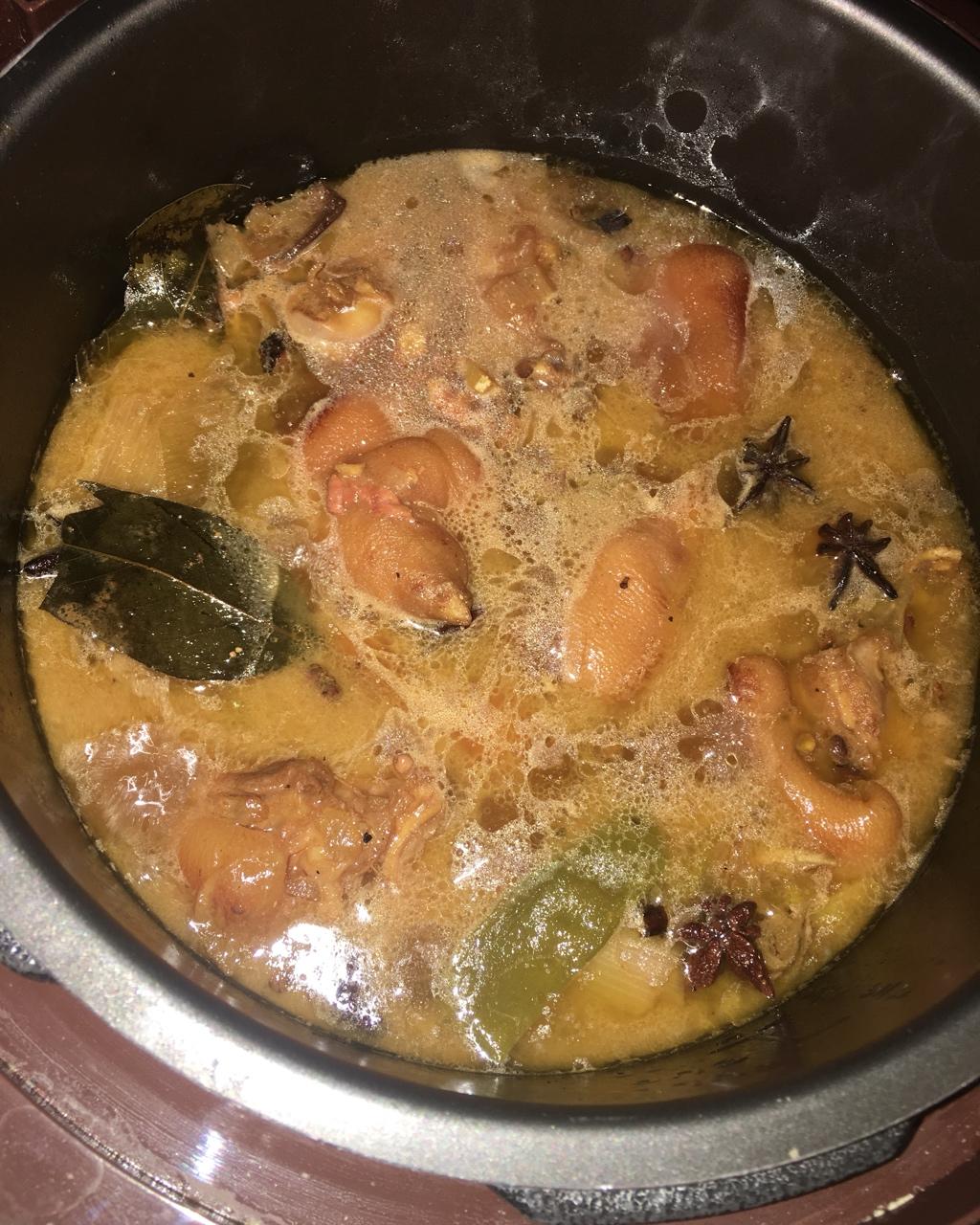 美味的家常菜：红烧猪蹄