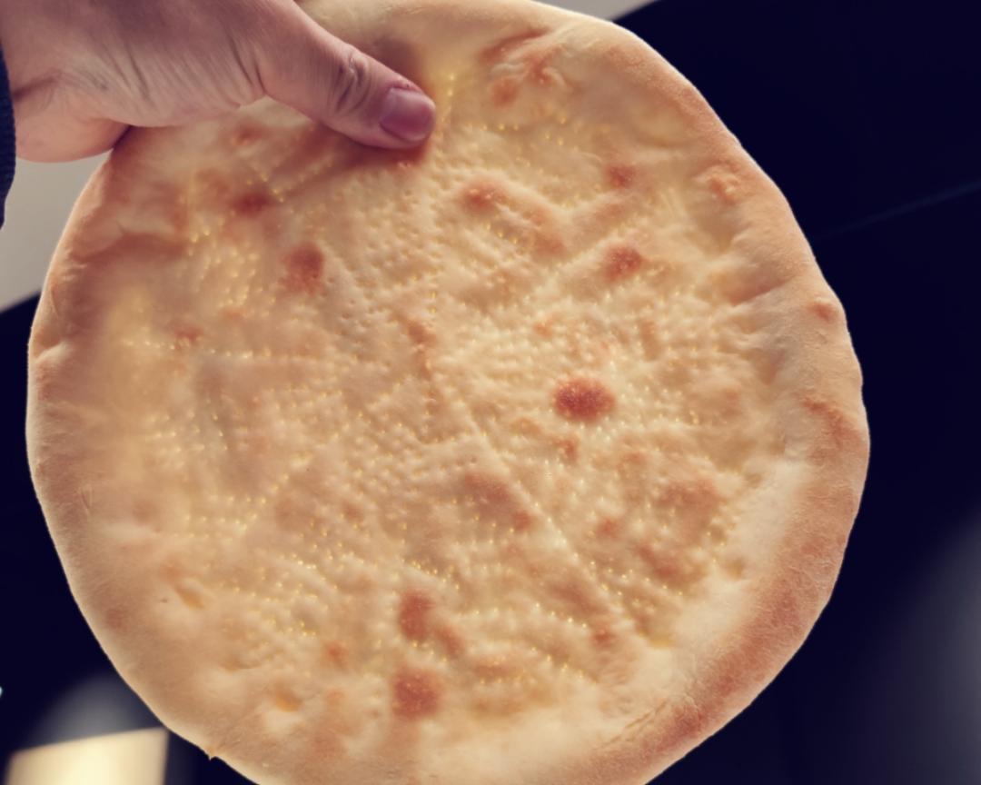 纯手工 厚披萨饼皮的做法