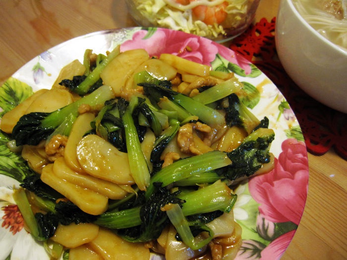 青菜肉丝炒年糕