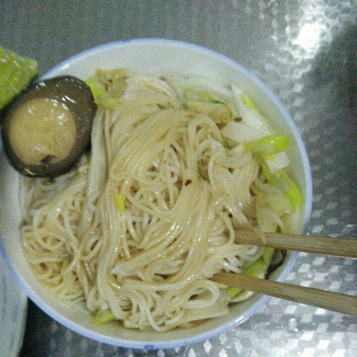简单小葱油泼面