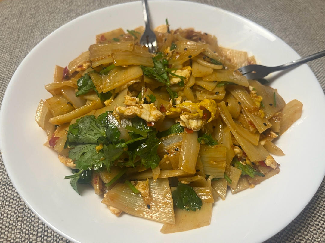 超级美味的东北烤冷面➕自制万能酱料【酱料是关键】