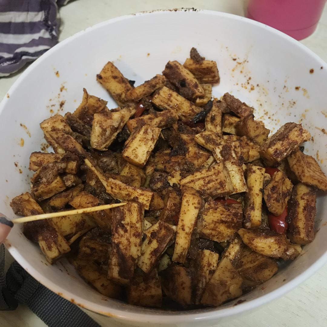 香辣牛板筋