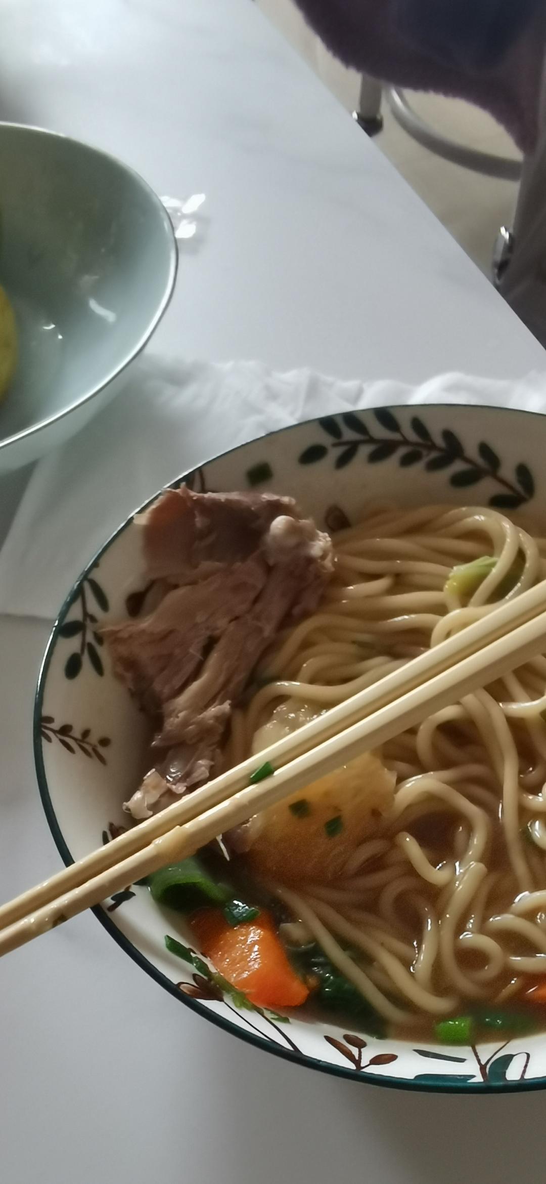 简单家常版肉丝汤面炝锅肉丝面