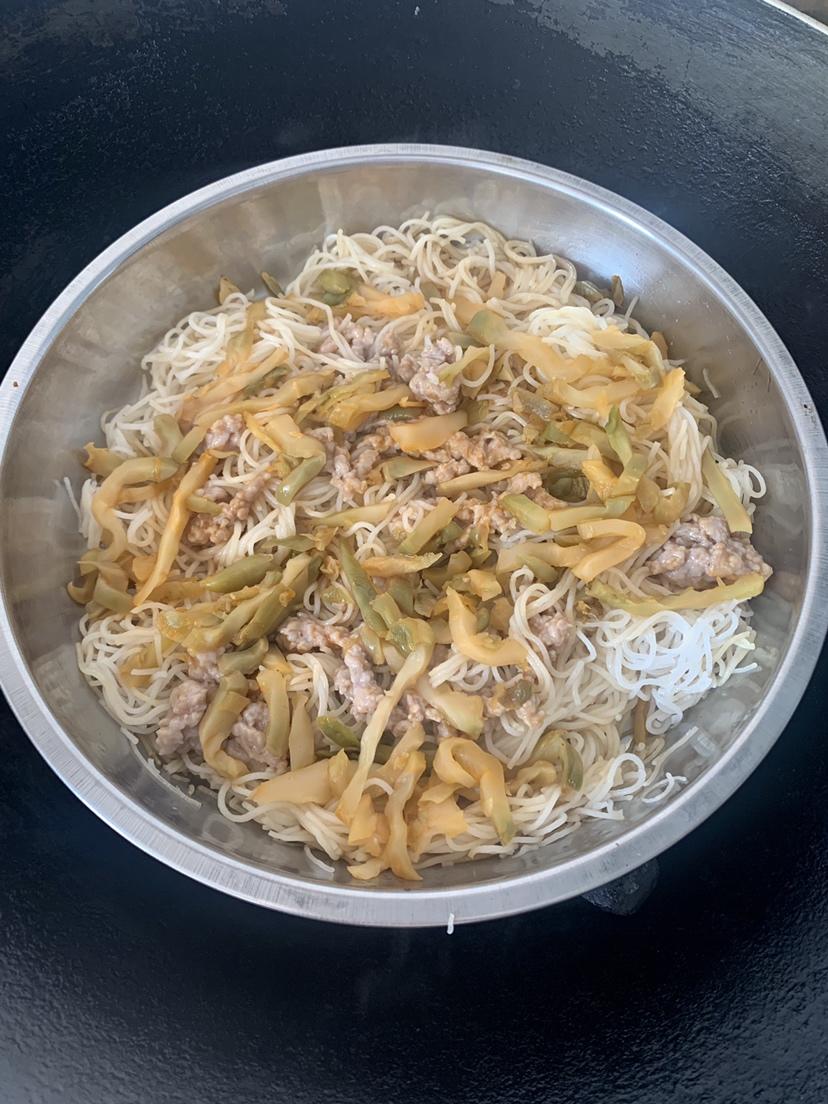 榨菜肉碎蒸米粉家常版