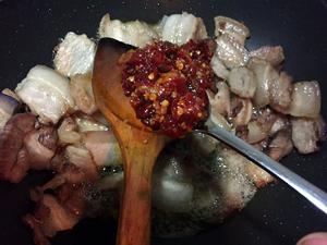 川味回锅肉的做法 步骤5