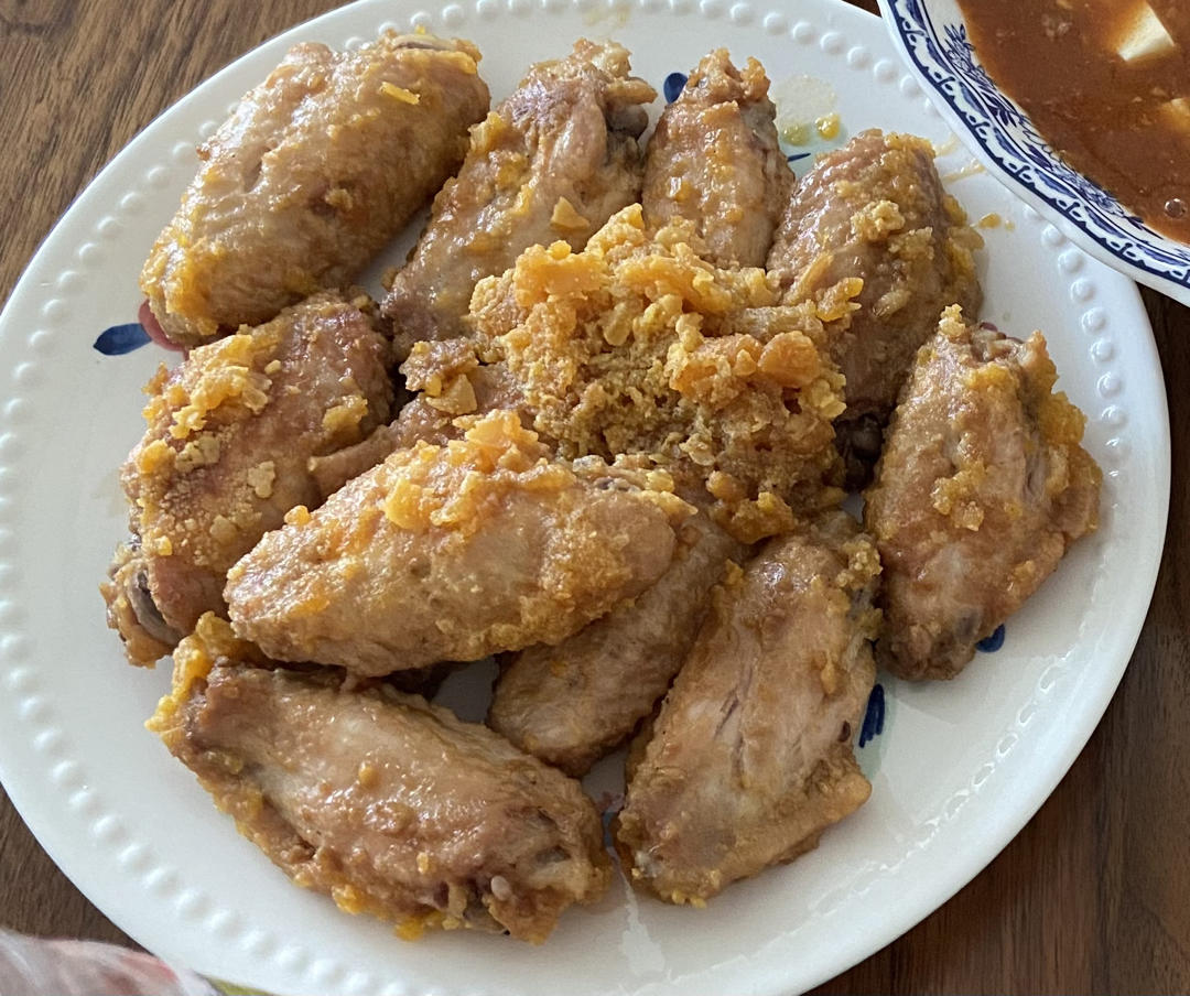 免烤箱，不用油炸，巨好吃的脆皮蛋黄鸡翅
