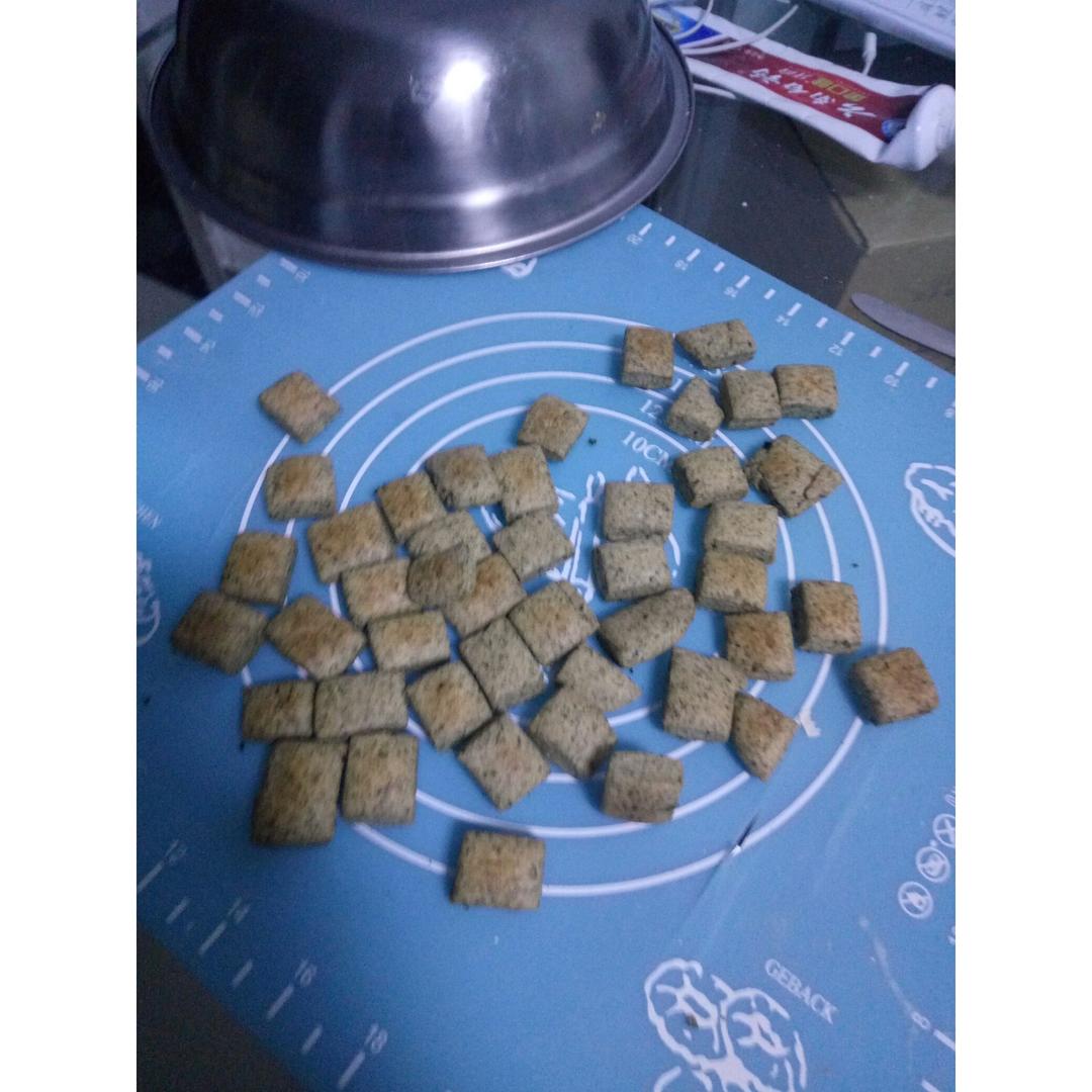 小石头饼干。