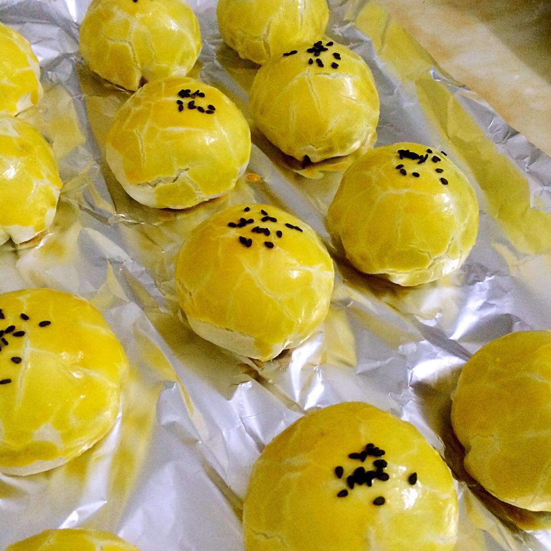 ㊙️网红麻薯肉松蛋黄酥🔥，好吃到爆‼️