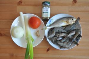 海鲜意粉&蛤蜊汤的做法 步骤1