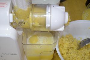 原味香甜玉米汁的做法 步骤3