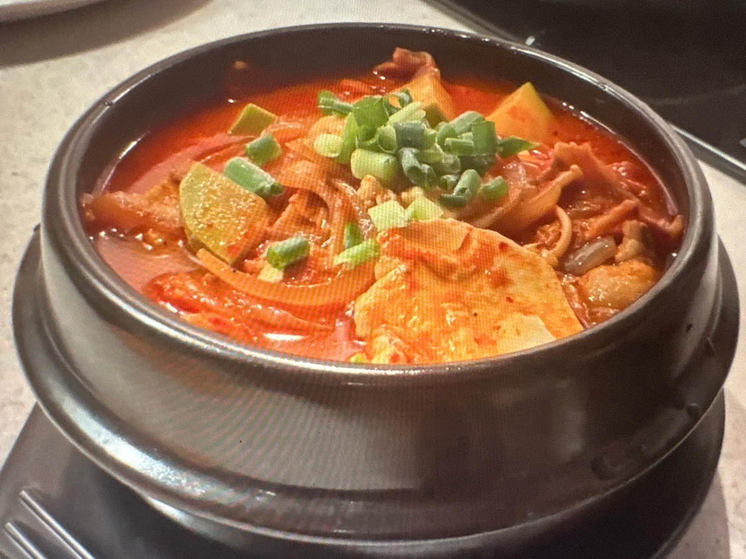 五花肉泡菜豆腐汤的做法