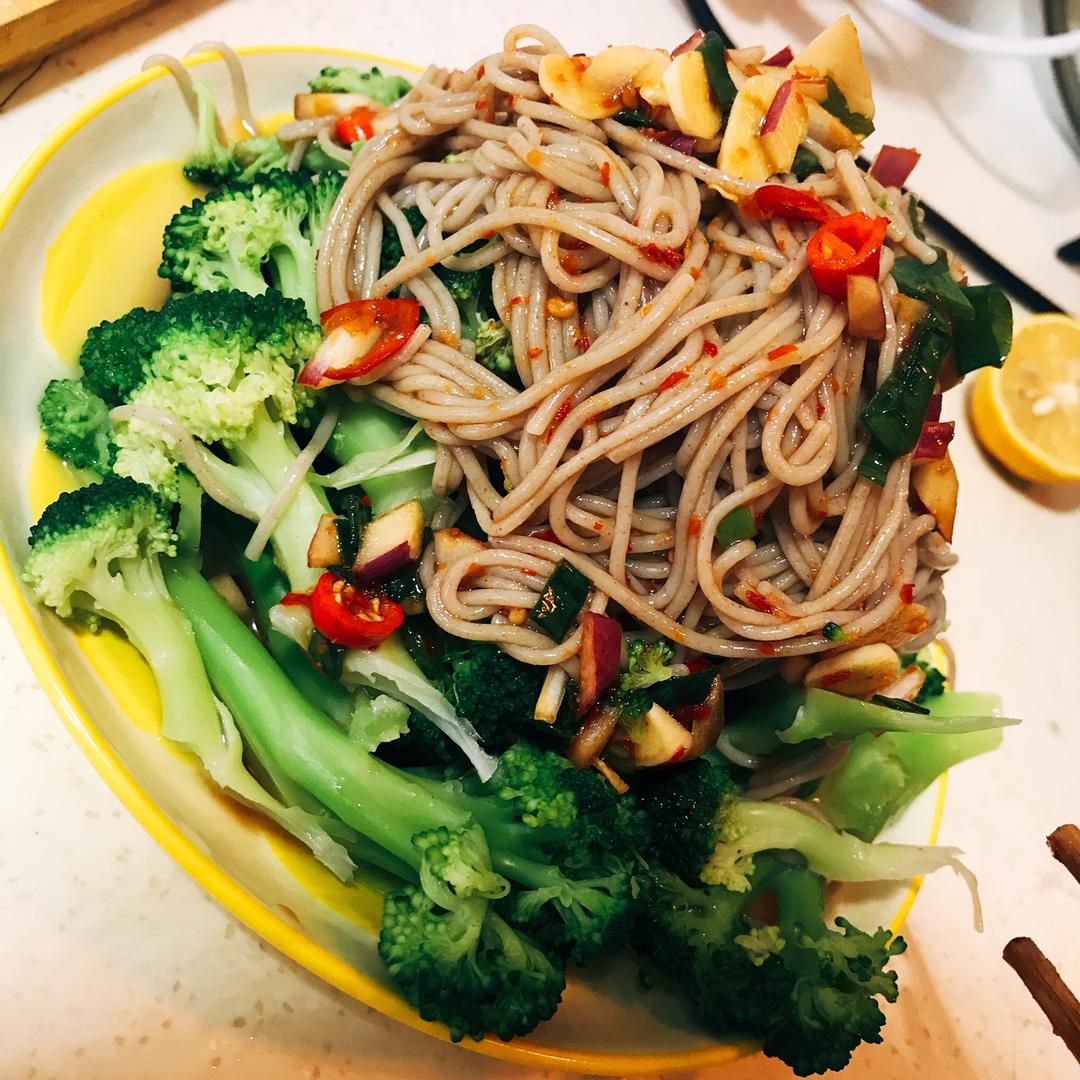 柠檬荞麦凉面 Noodles in Lemon Sauce (cold)