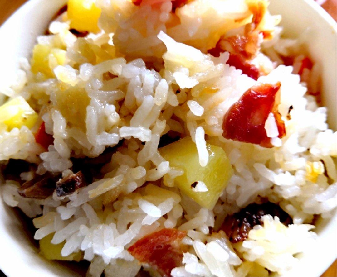 土豆腊味饭