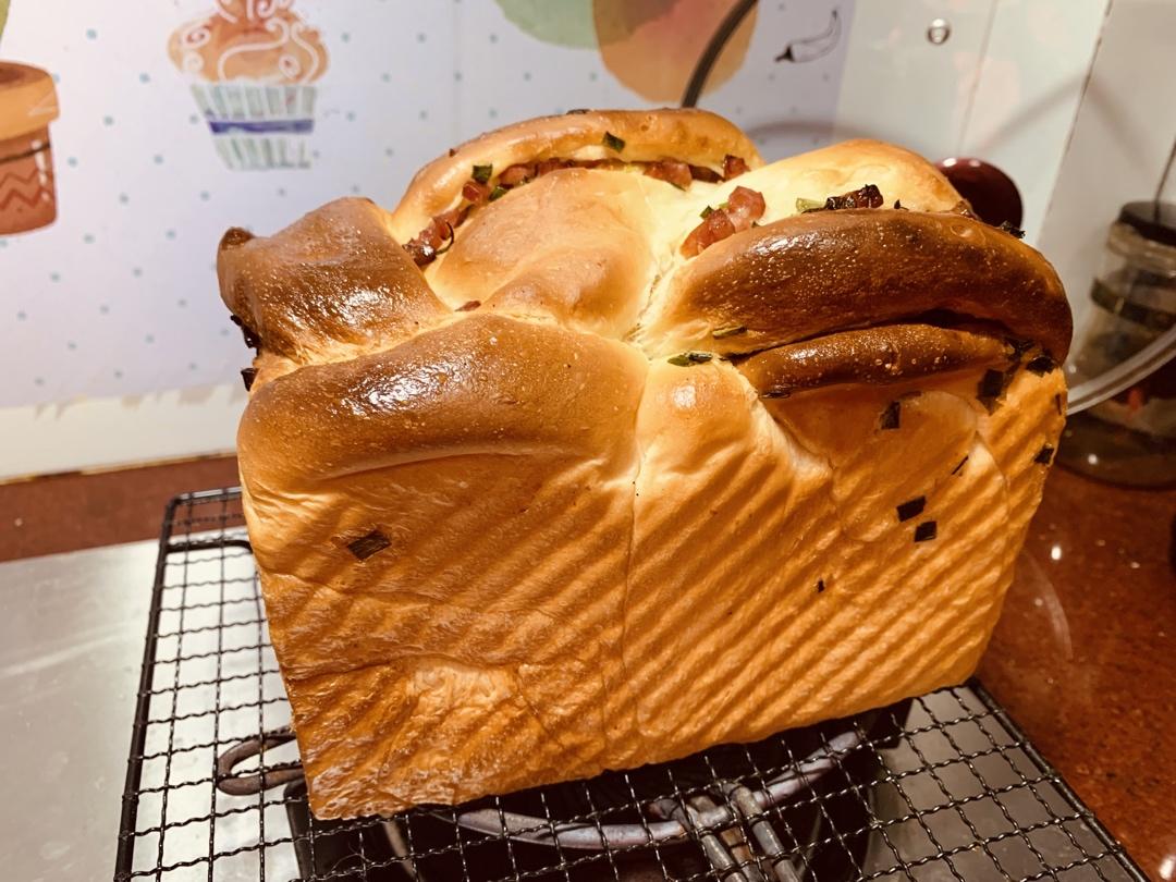 香葱肉松手撕吐司