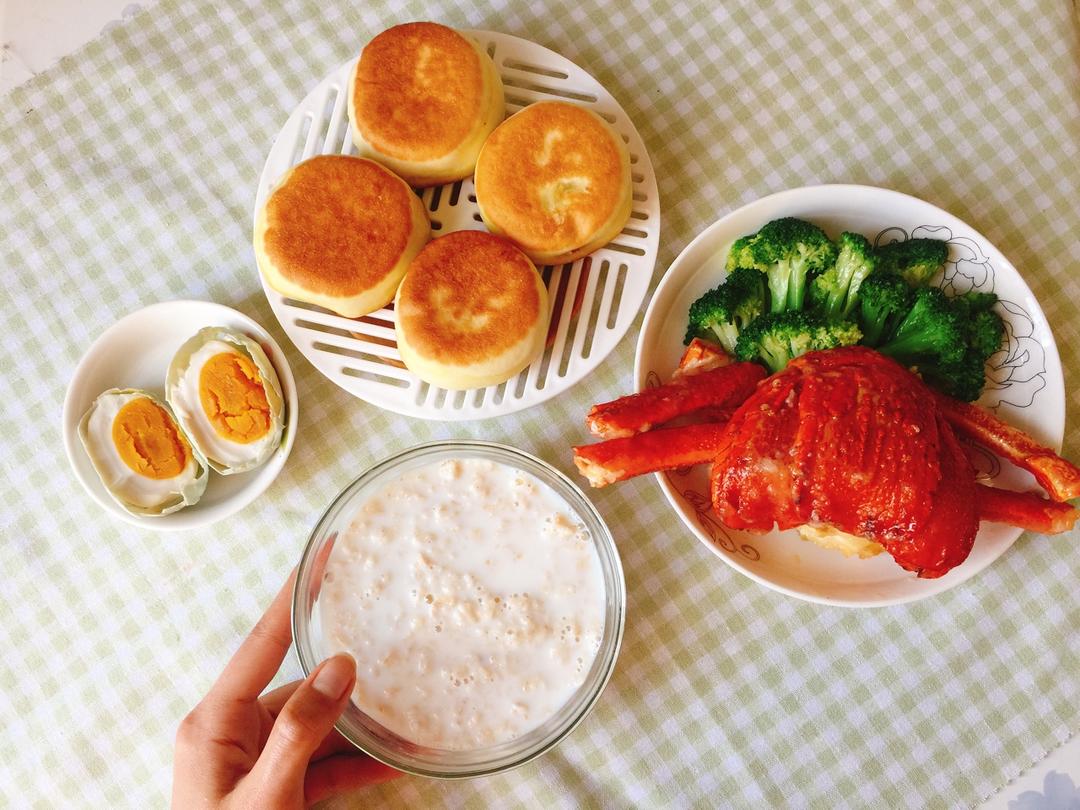 每天，叫醒我的是早餐