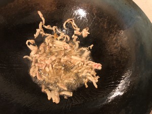 蒜薹炒肉的做法 步骤4