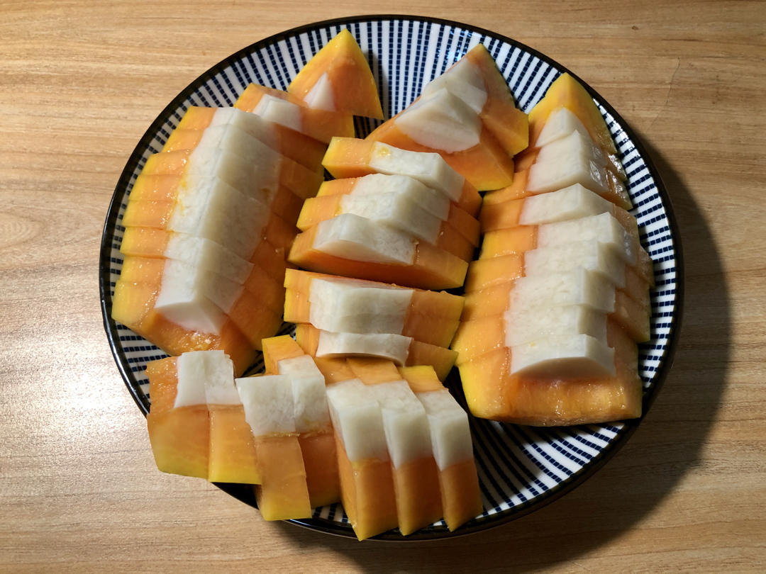 牛奶木瓜冻