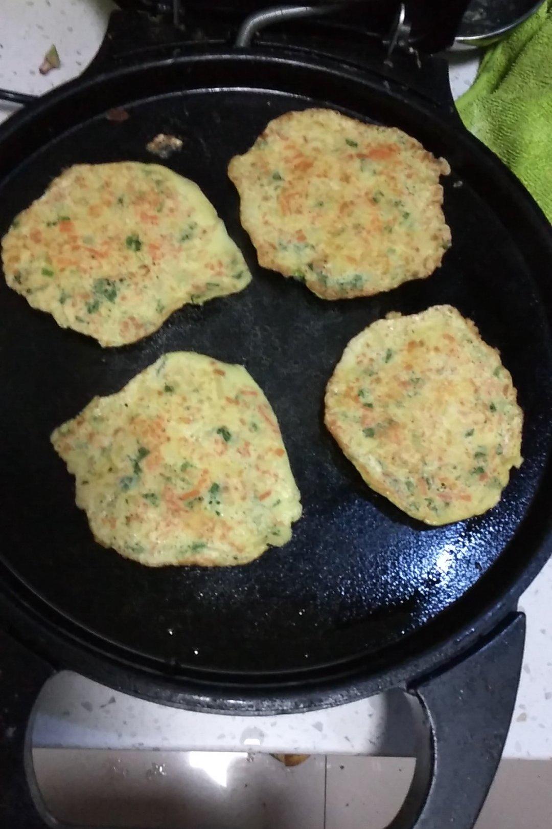 宝宝辅食之土豆胡萝卜小饼