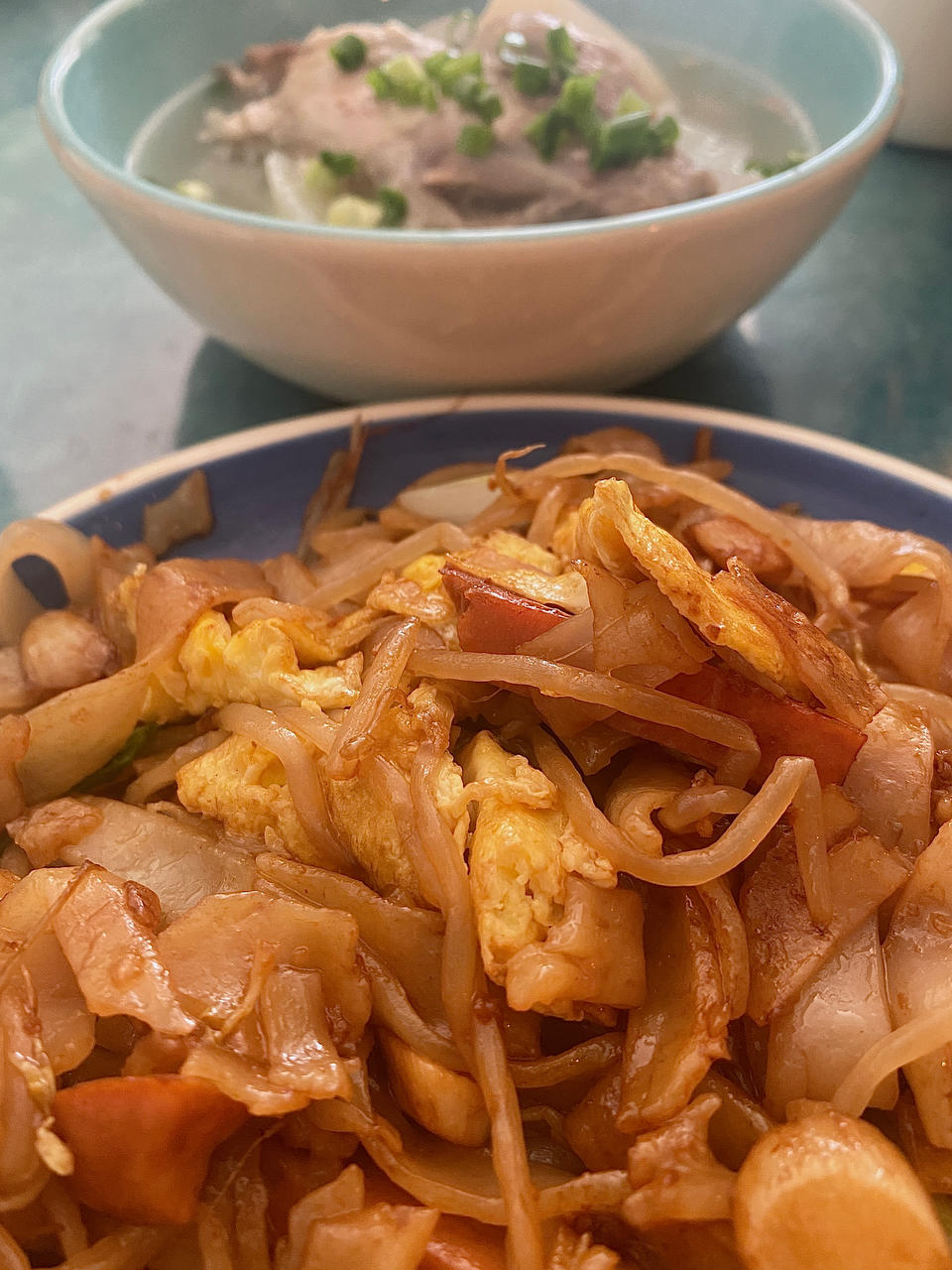 路边摊的炒河粉