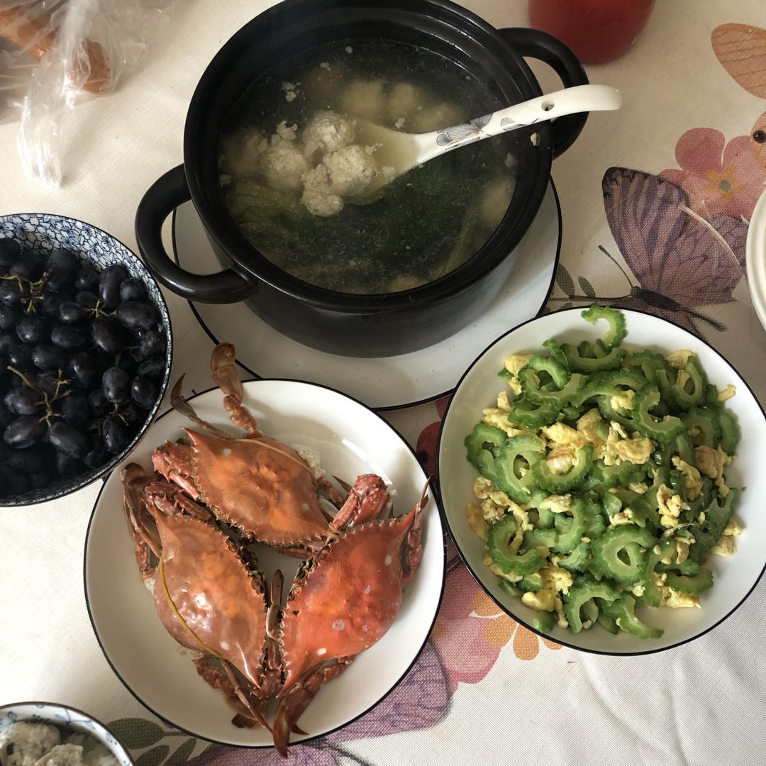 【10分钟系列】白萝卜豆腐圆子汤