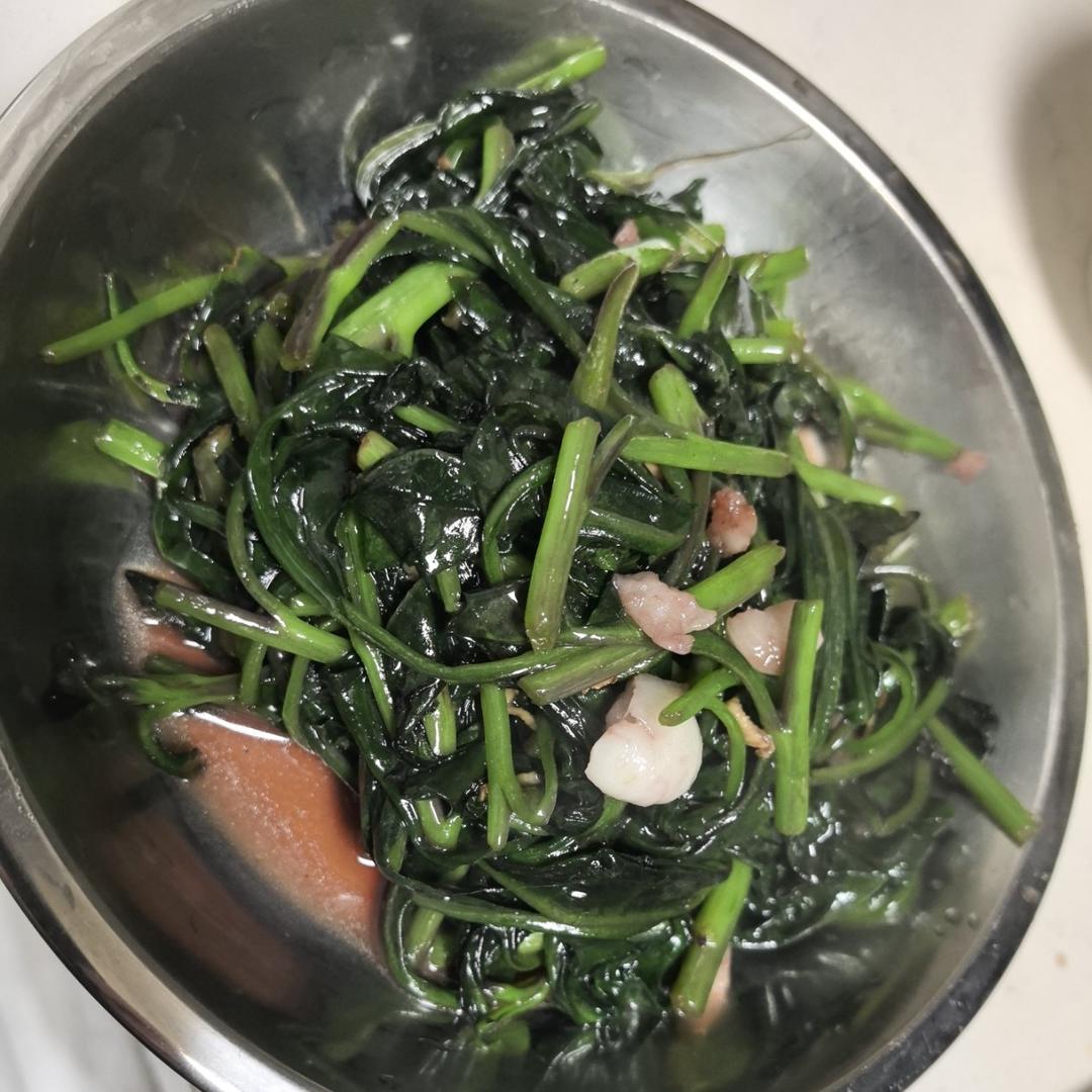 姜丝炒血皮菜