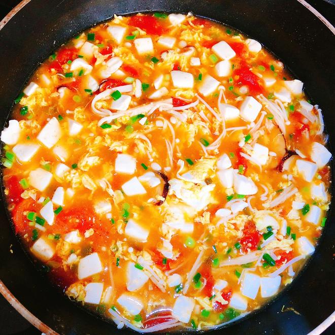 哺乳期减脂番茄金针菇豆腐汤的做法