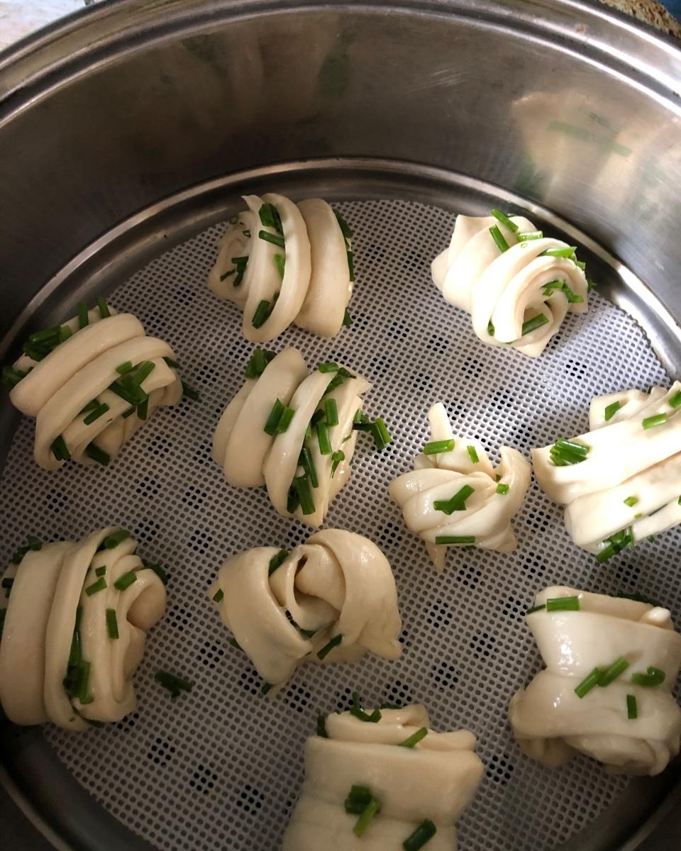 葱油花卷 Steamed Roll