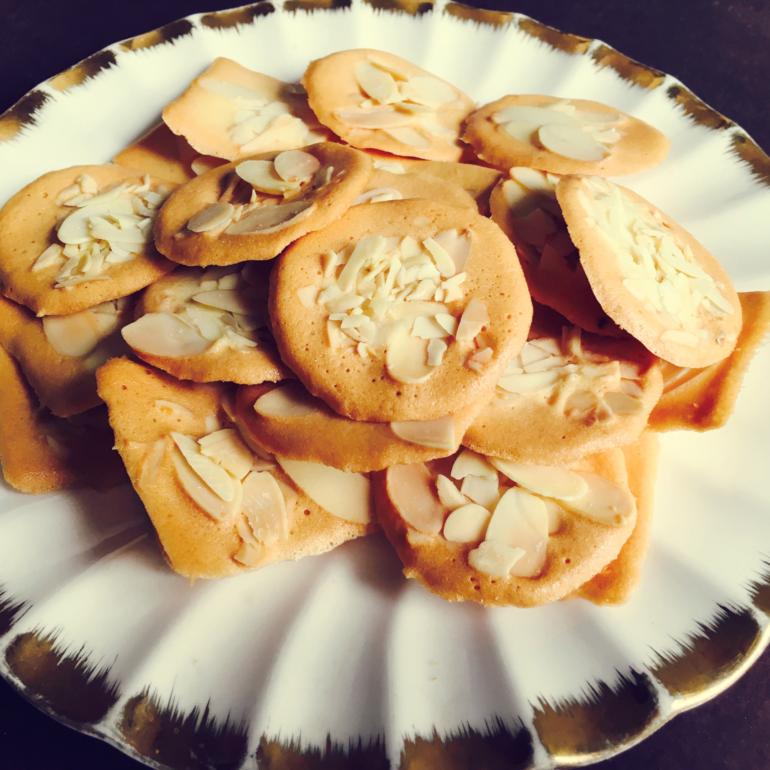 剩余蛋清好去处——杏仁薄饼