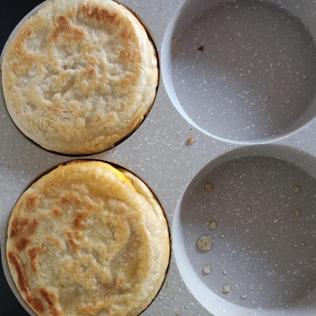 早餐霸王~沉甸甸鸡蛋汉堡