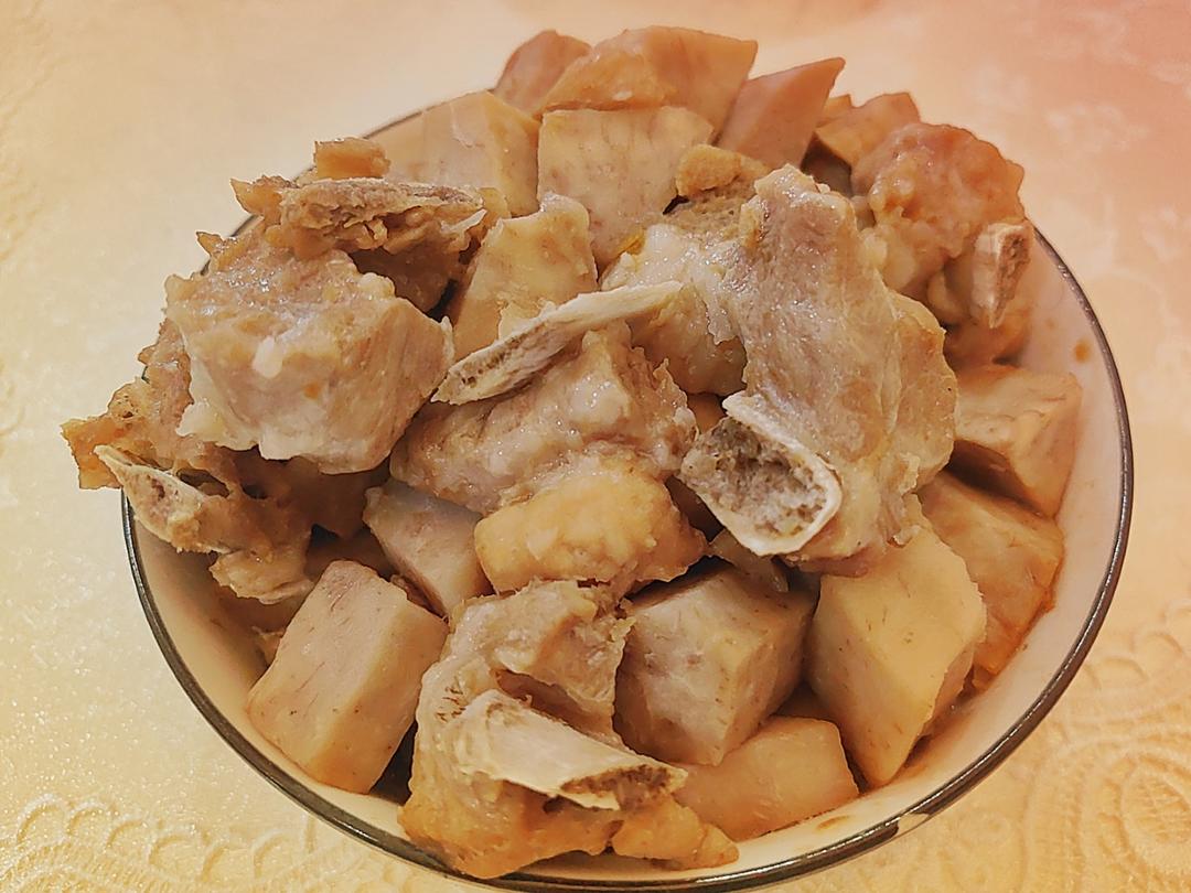 荔浦芋头蒸排骨