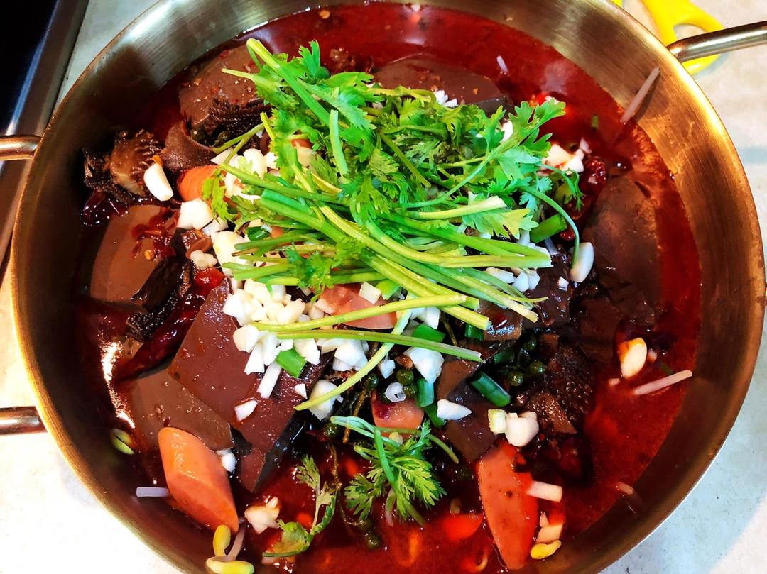 麻辣鲜香毛血旺