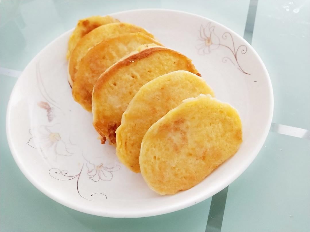 香煎馒头片（剩馒头的花样吃法，简单又好吃）