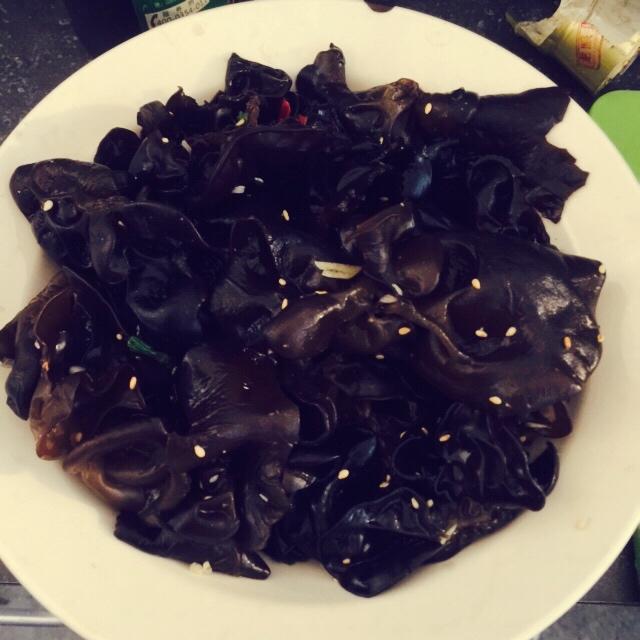 凉拌黑木耳
