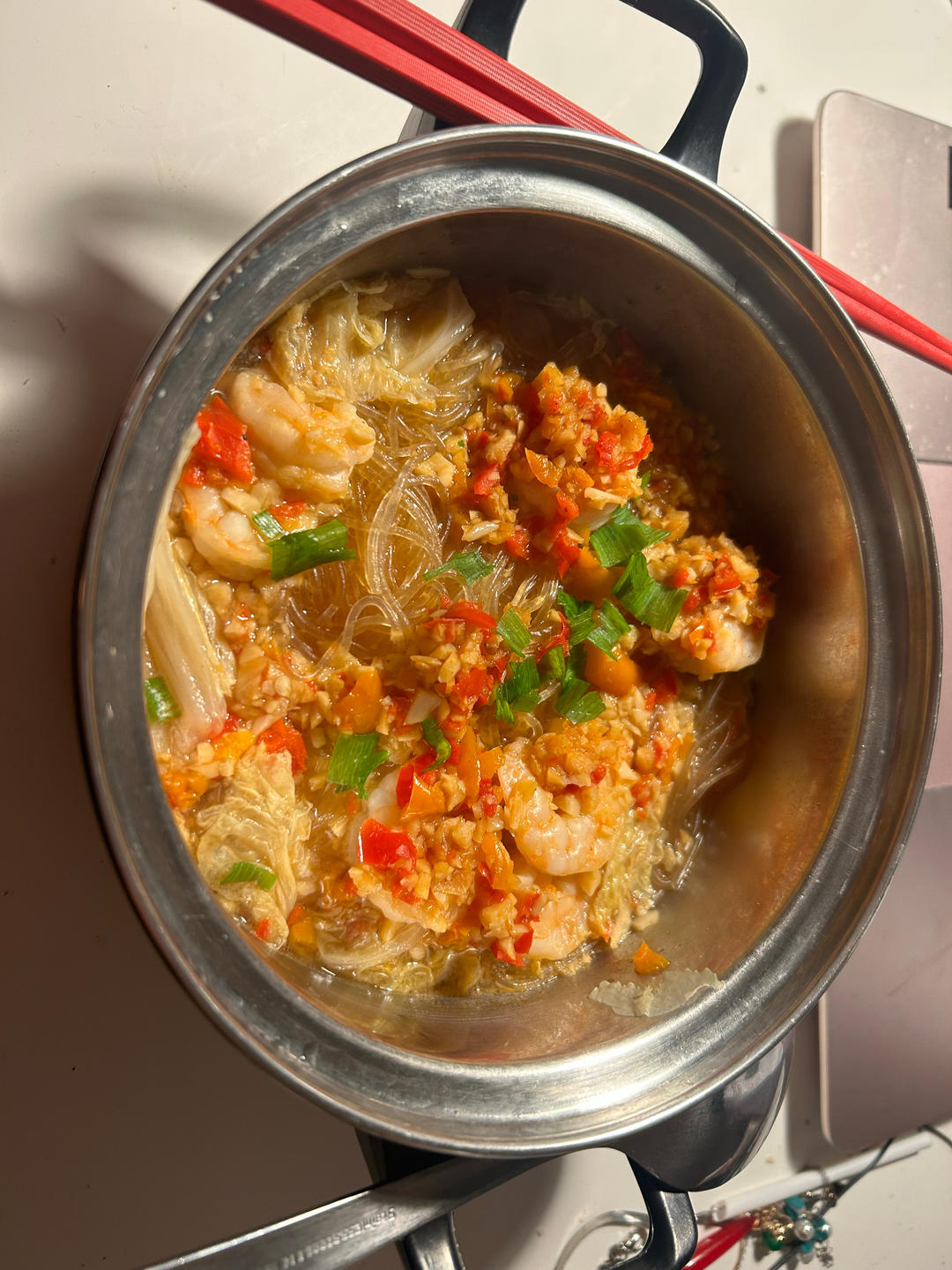 蒜蓉白菜粉丝虾煲