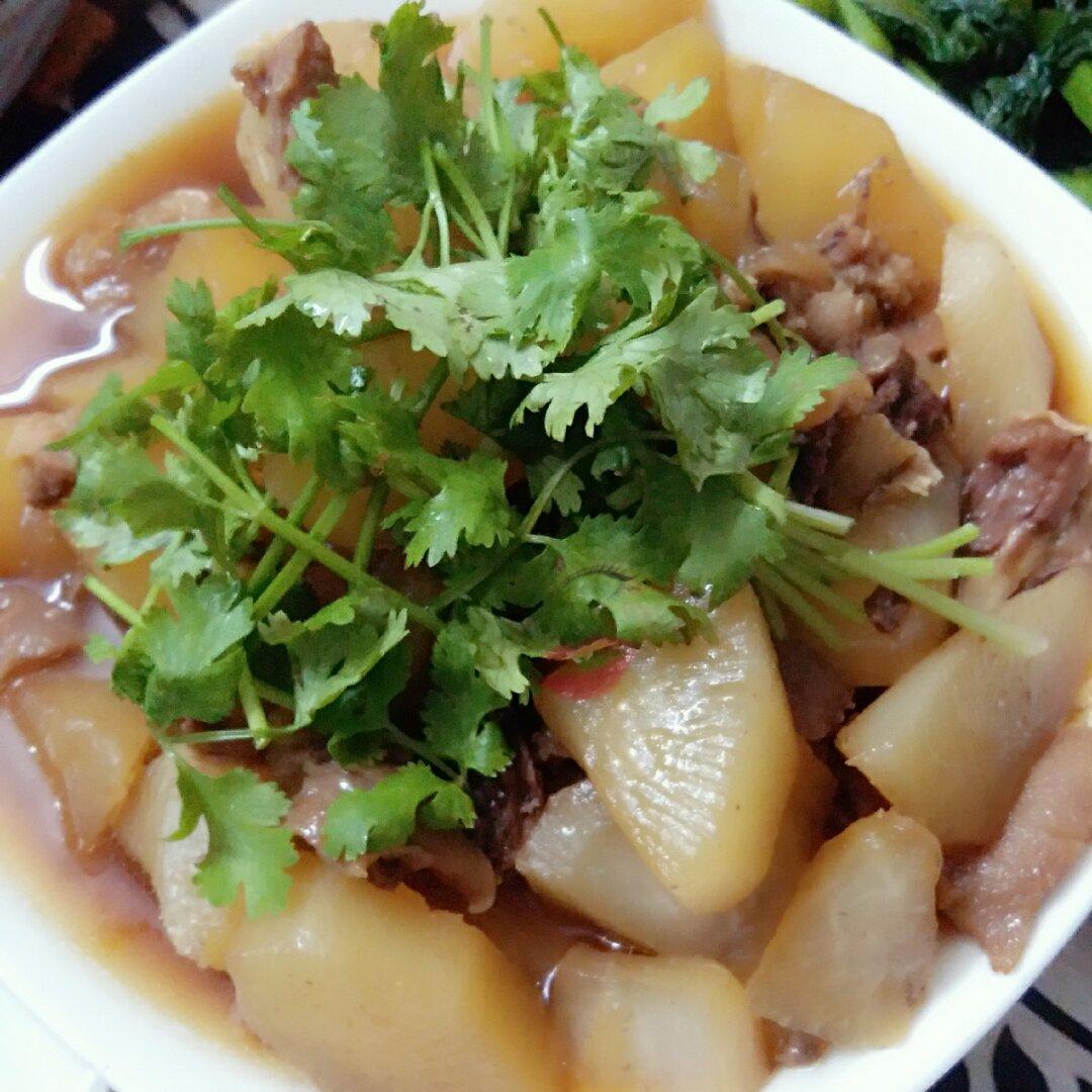 萝卜牛腩（高压锅版）