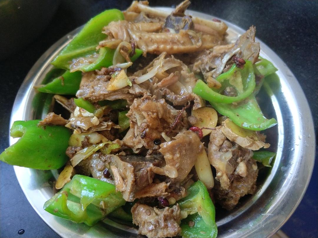 辣椒炒鸡（临沂家常）