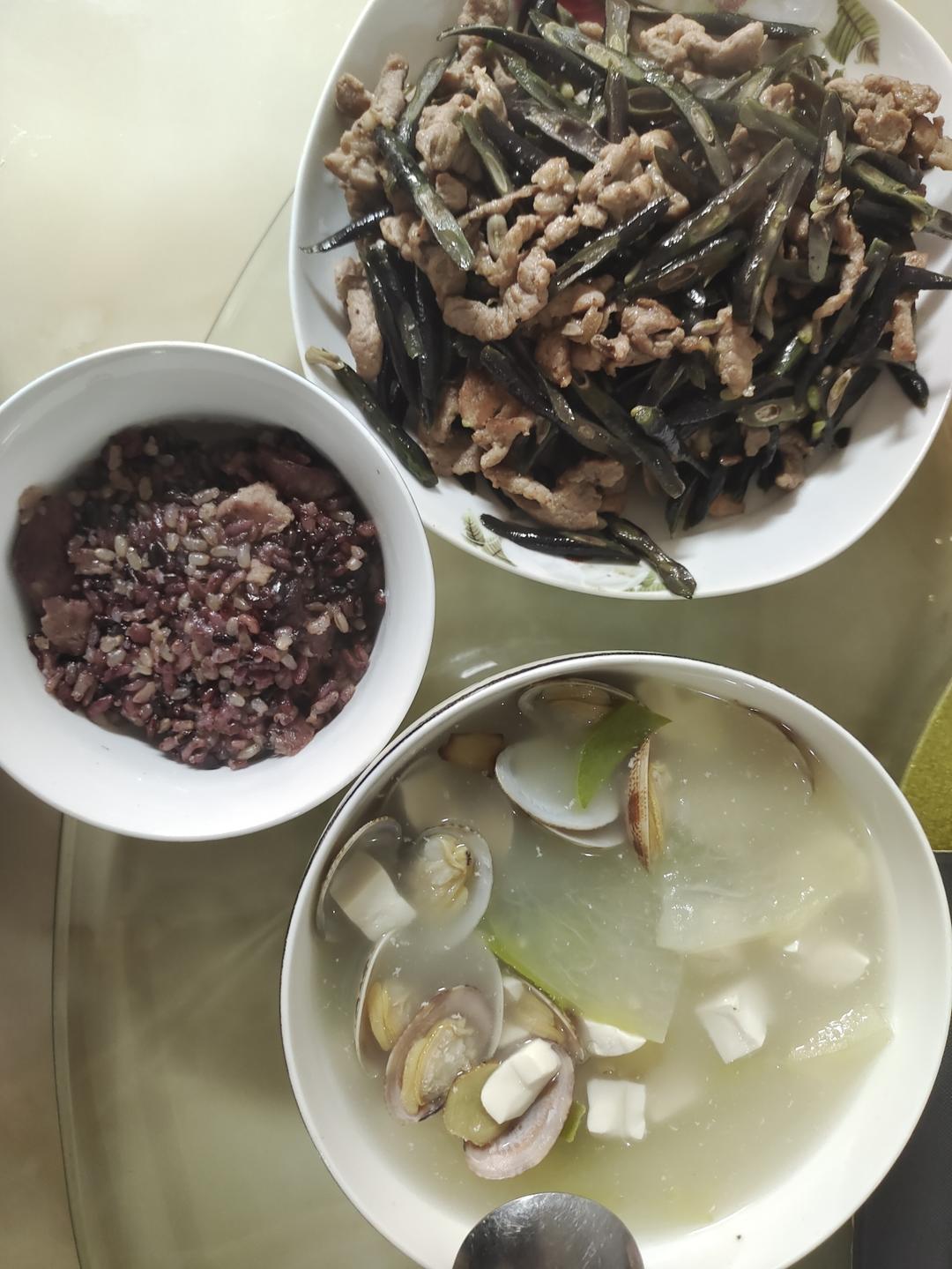 豆角炒肉丝
