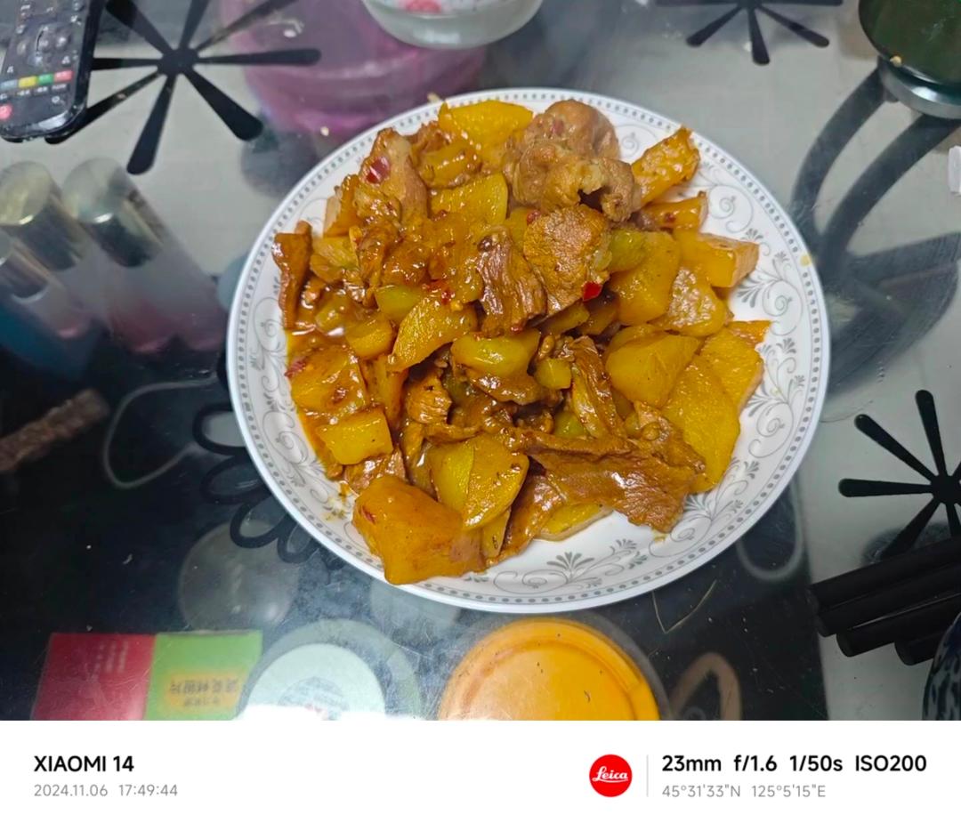 不焯水不放油的家常红烧肉