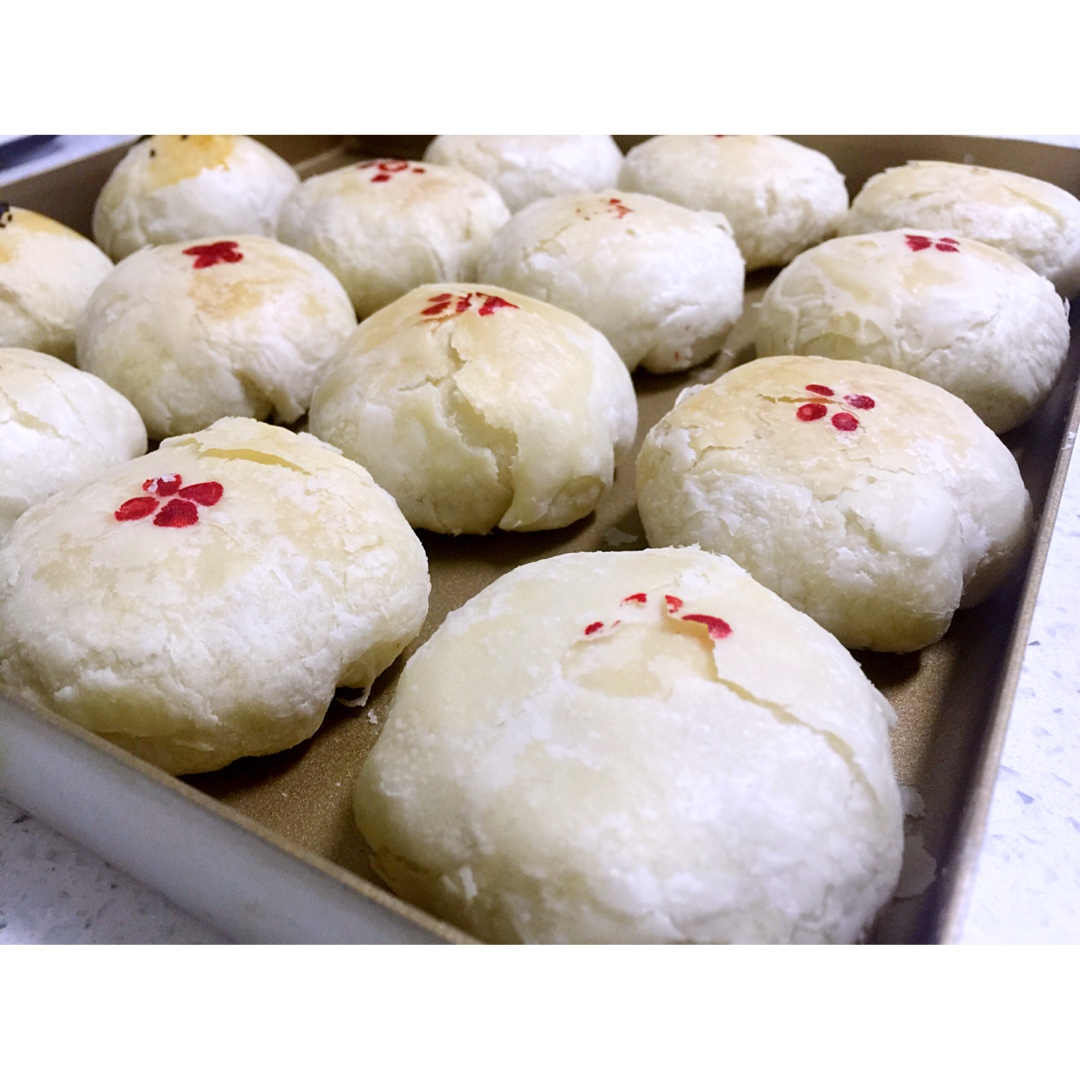 银耳粥-宁波吃乐足迹做的白酥皮云腿月饼