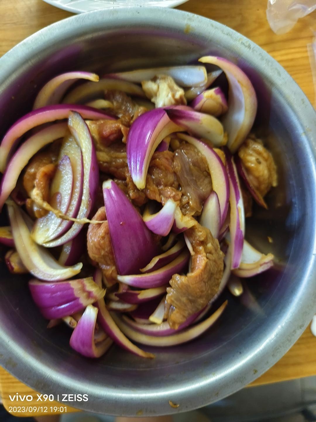 烤牛肉（拌牛肉）