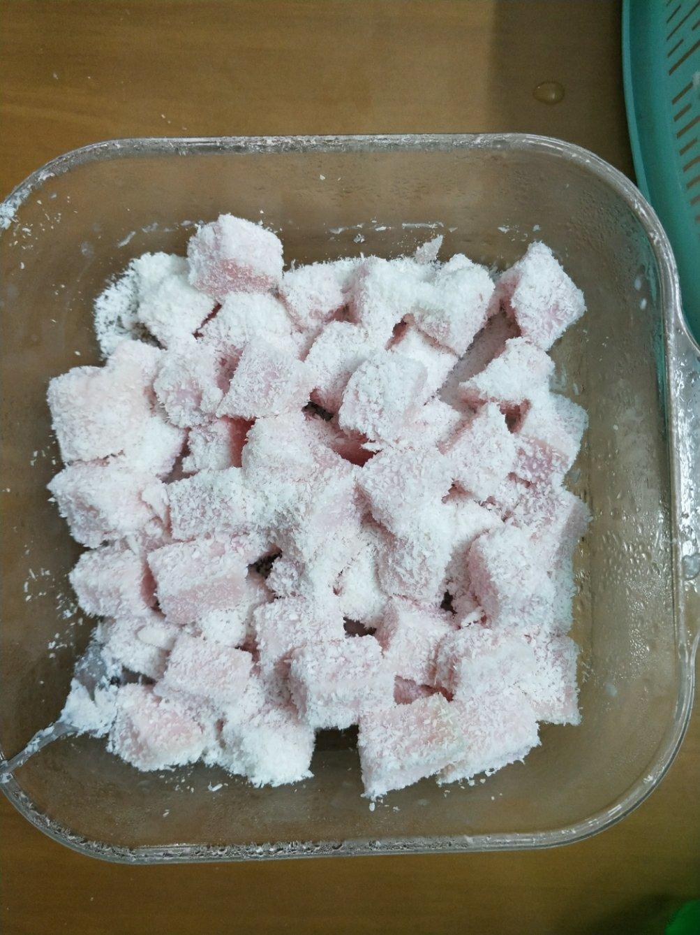 火龙果椰蓉小方