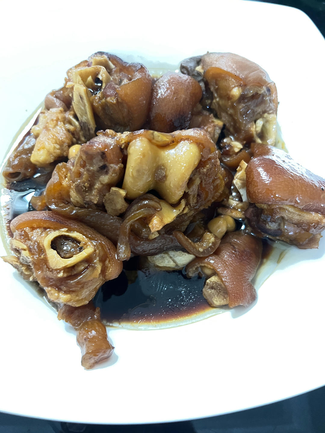流口水的黄豆炖猪蹄