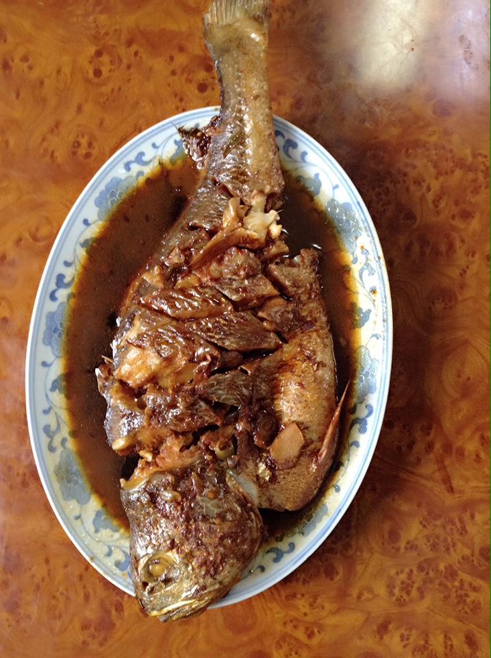 红烧黄鱼—鱼皮不破的小窍门