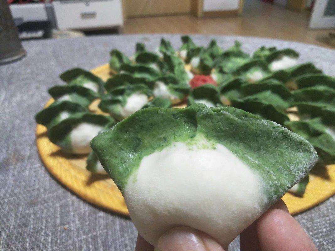 翡翠白菜饺
