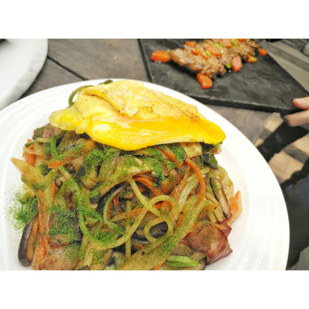 溏心蛋海苔酱油炒面【食材包操作说明】