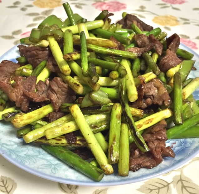 蒜苔炒肉