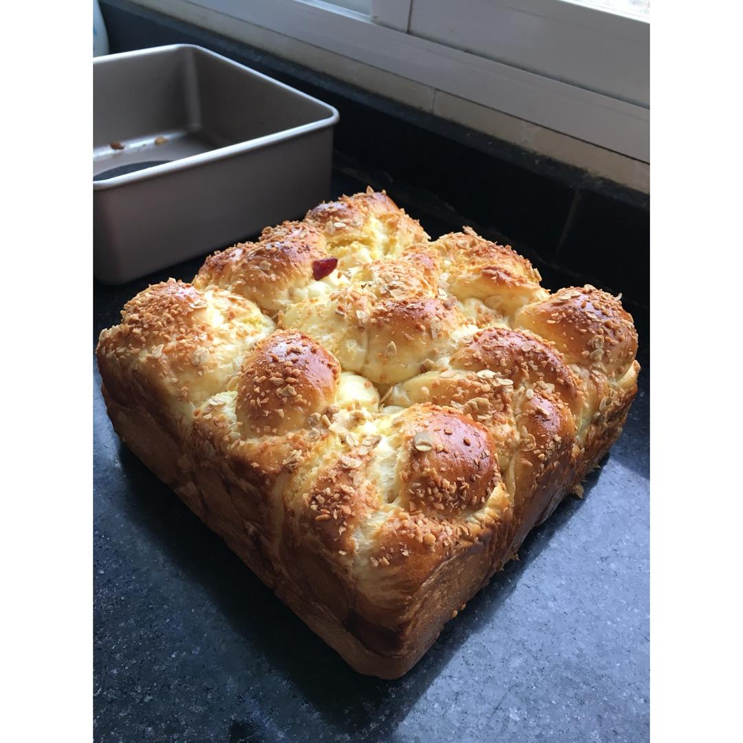 汤种椰蓉酥粒面包