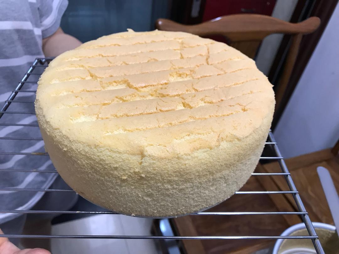八寸戚风蛋糕