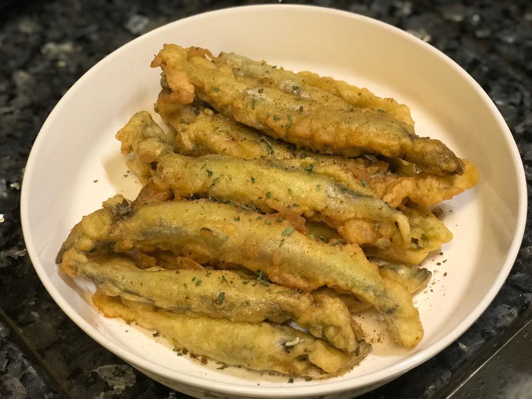 酥炸多春鱼
